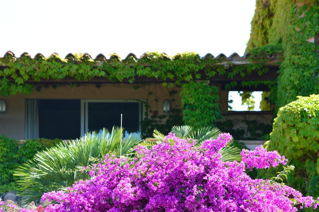 Residence Fenicia Villasimius Exterior foto